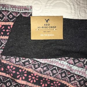 American Eagle Crop Leggings